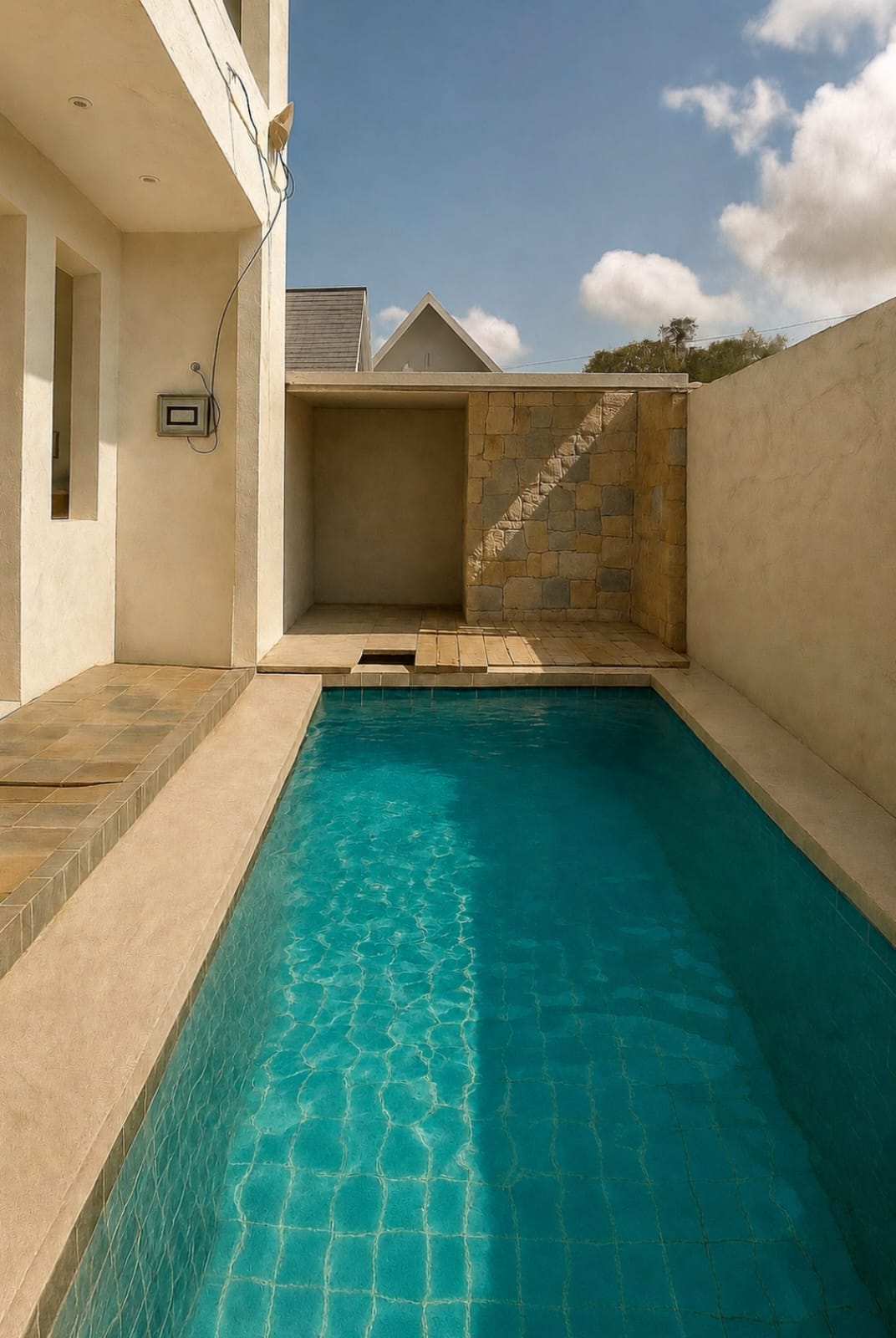 NEW MODERN TROPICAL VILLA IN GOA GONG - UNGASAN