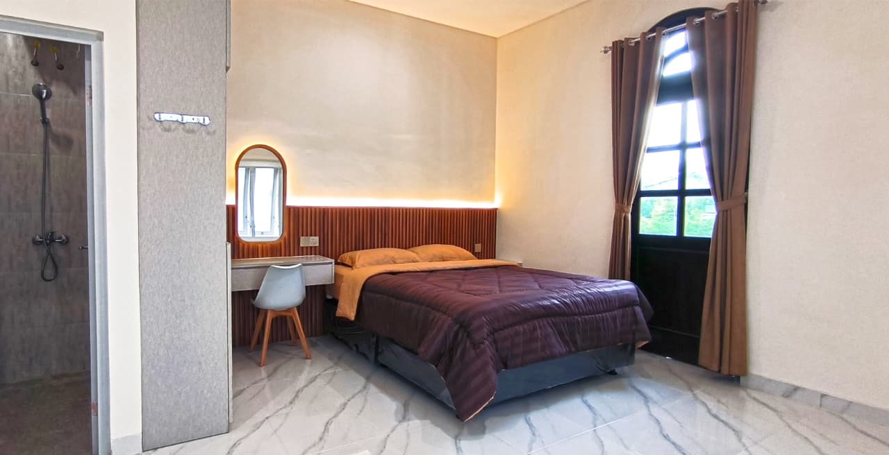 Modern Boarding House | 12 Rooms | High Occupancy Investment