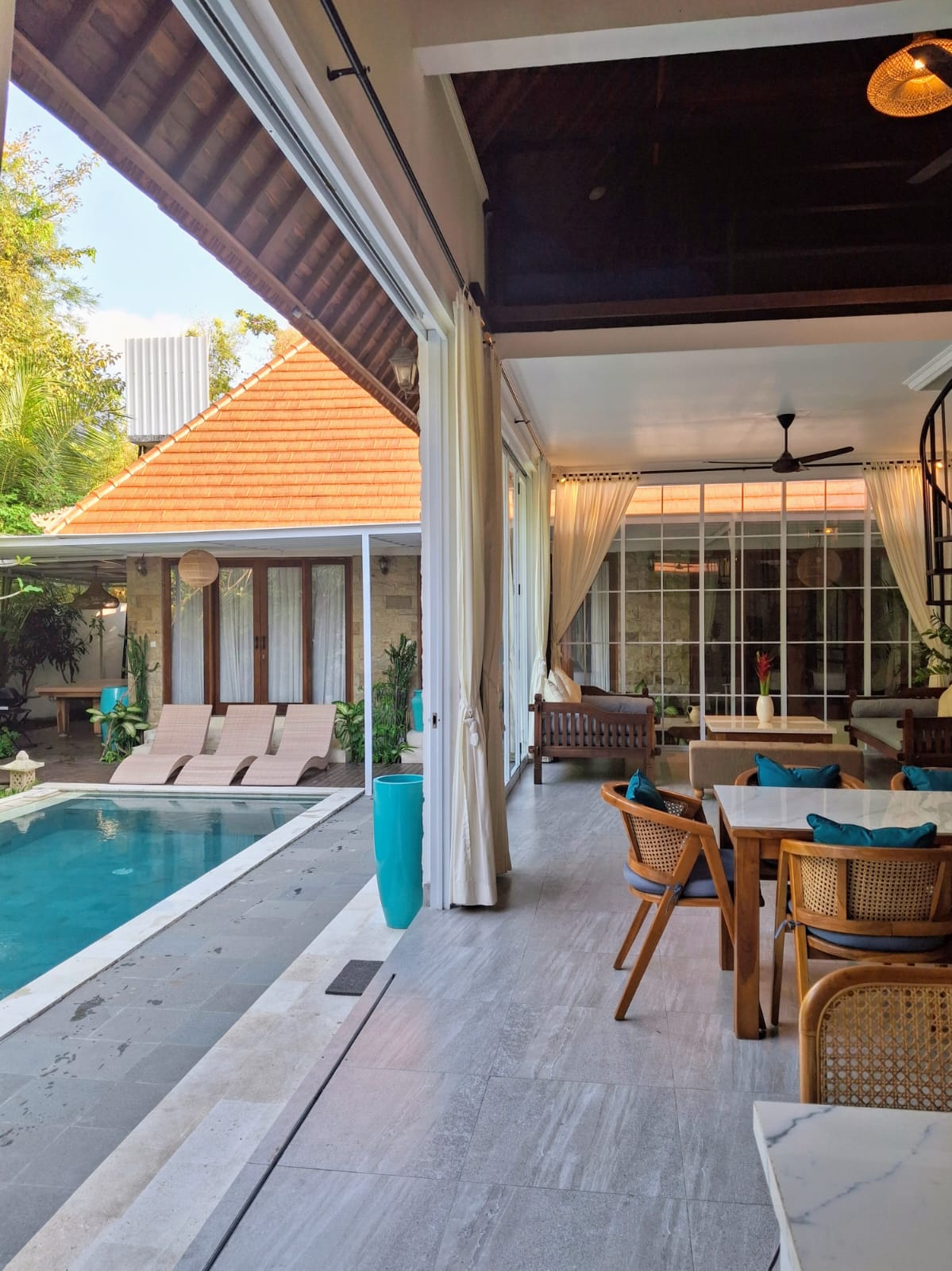VILLA MODERN TROPICAL DI UMALAS